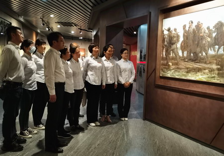 蘇鹽集團(tuán):“主題黨日+紅色教育”推動黨史學(xué)習(xí)教育走深走實 蘇鹽集團(tuán):“主題黨日+紅色教育”推動黨史學(xué)習(xí)教育走深走實