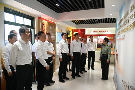 蘇鹽集團開展“傳承紅色基因 學習守島精神”主題黨日活動 蘇鹽集團開展“傳承紅色基因 學習守島精神”主題黨日活動