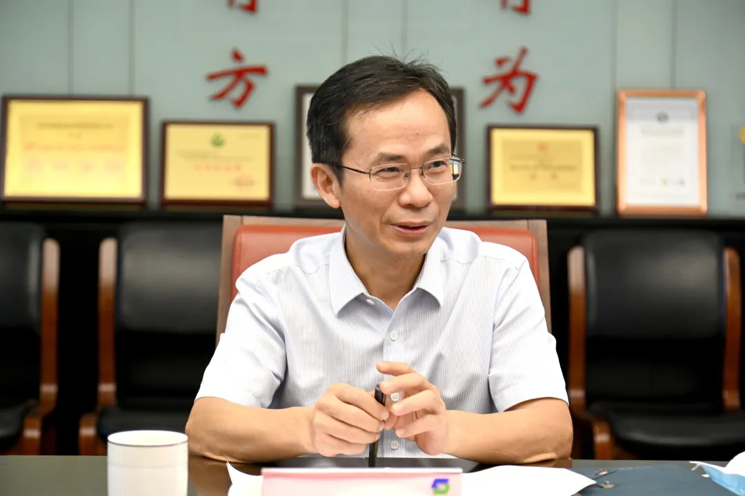 省國資委紀檢監察組組長陳金池督導檢查蘇鹽集團安全生產和疫情防控工作 省國資委紀檢監察組組長陳金池督導檢查蘇鹽集團安全生產和疫情防控工作