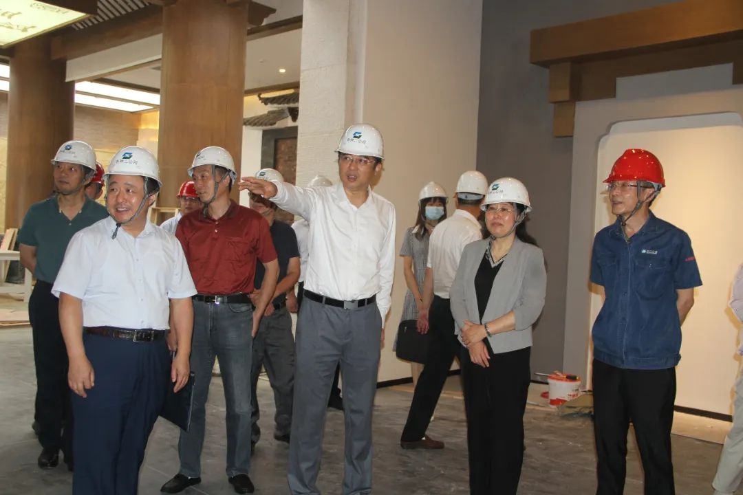 省工信廳副廳長黃萍一行蒞臨蘇鹽集團調研指導工作 省工信廳副廳長黃萍一行蒞臨蘇鹽集團調研指導工作