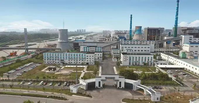 新華日報刊文丨蘇鹽集團:勇當綠色轉型倍增發展的鹽企典范 新華日報刊文丨蘇鹽集團:勇當綠色轉型倍增發展的鹽企典范